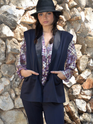 Blazer Sans Manche Moumo satin bleu marine et noir